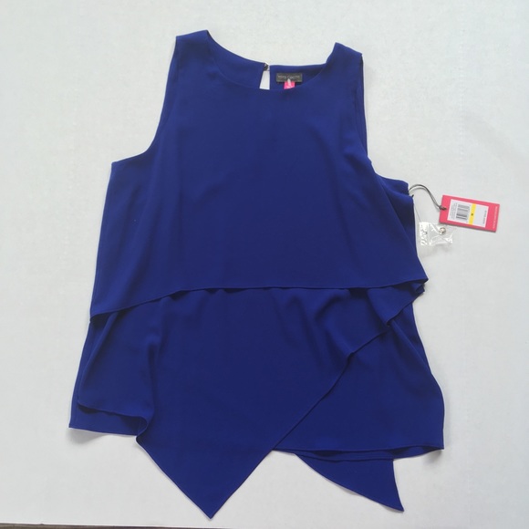 Vince Camuto Tops - Vince Camuto Sleeveless Blouse Size Medium